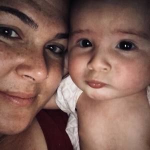 Meet your Posher, Leslie